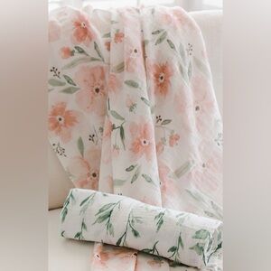 NWT Crane Baby 2 pack muslin swaddle wraps